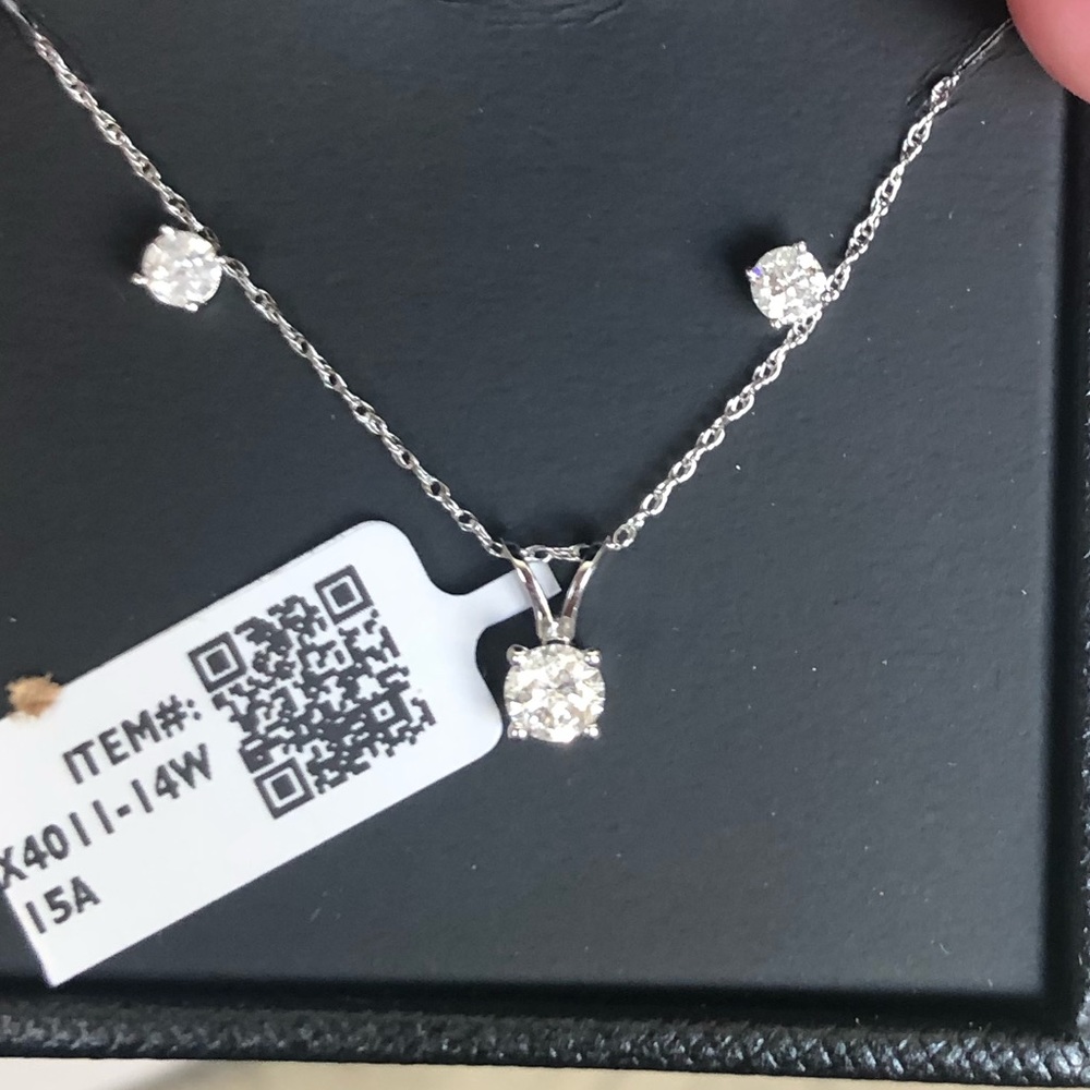 SOLD ❌ NWT 2 piece diamond set earrings & necklace - Picture 1 of 5